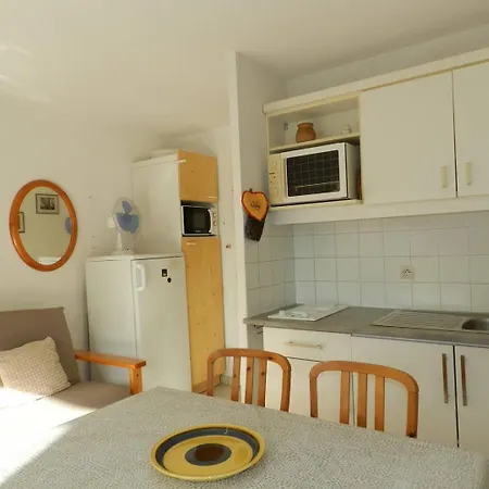 Lv070-252 2 Pieces 5 Couchages Le Lavandou *