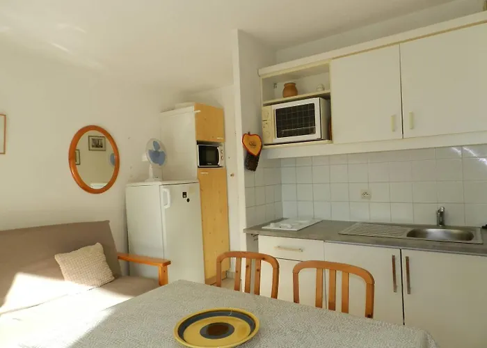 Lv070-252 2 Pieces 5 Couchages *